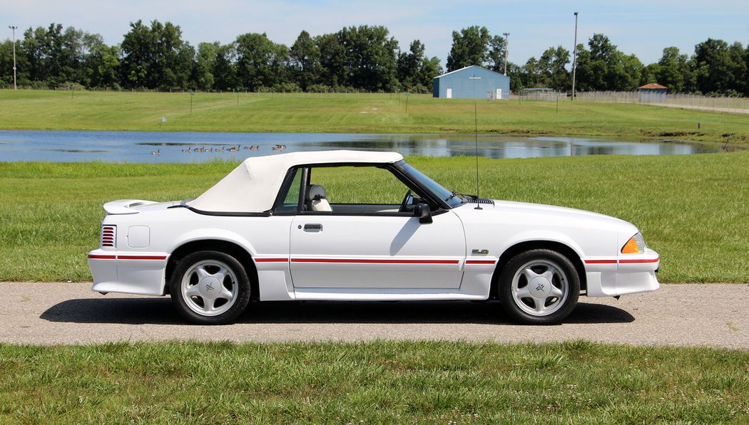 Ford Mustang Convertible 25th Anniversary