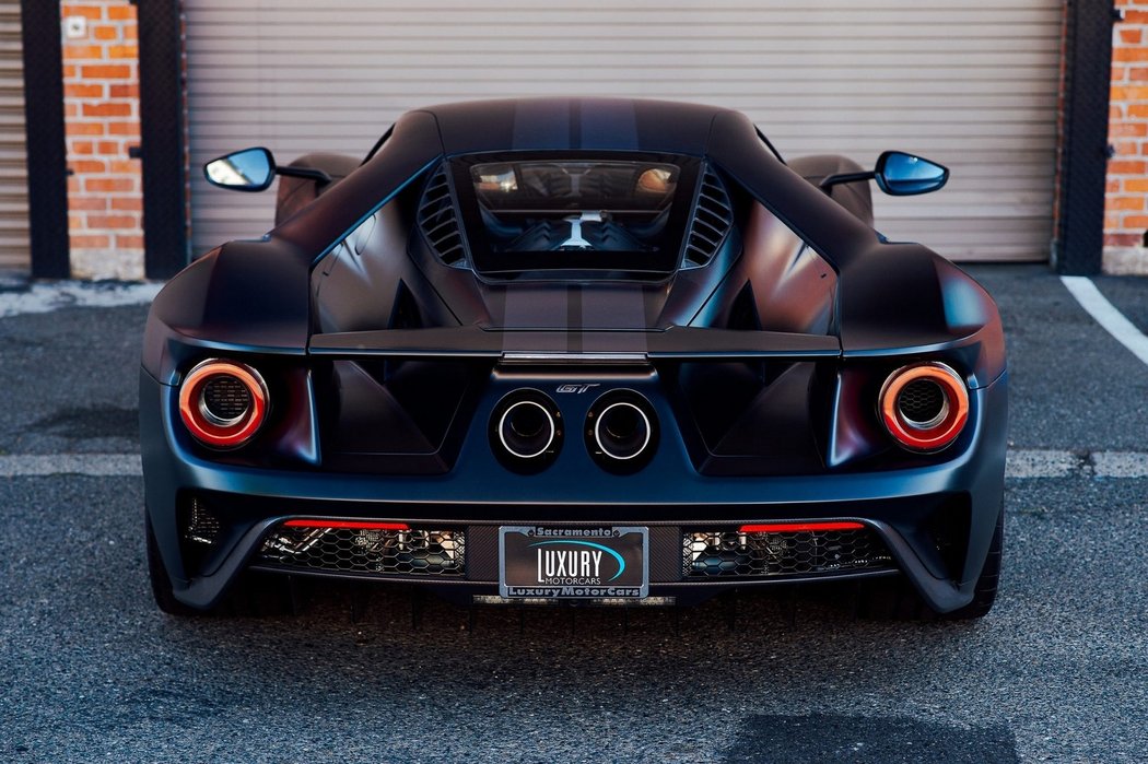 Ford GT