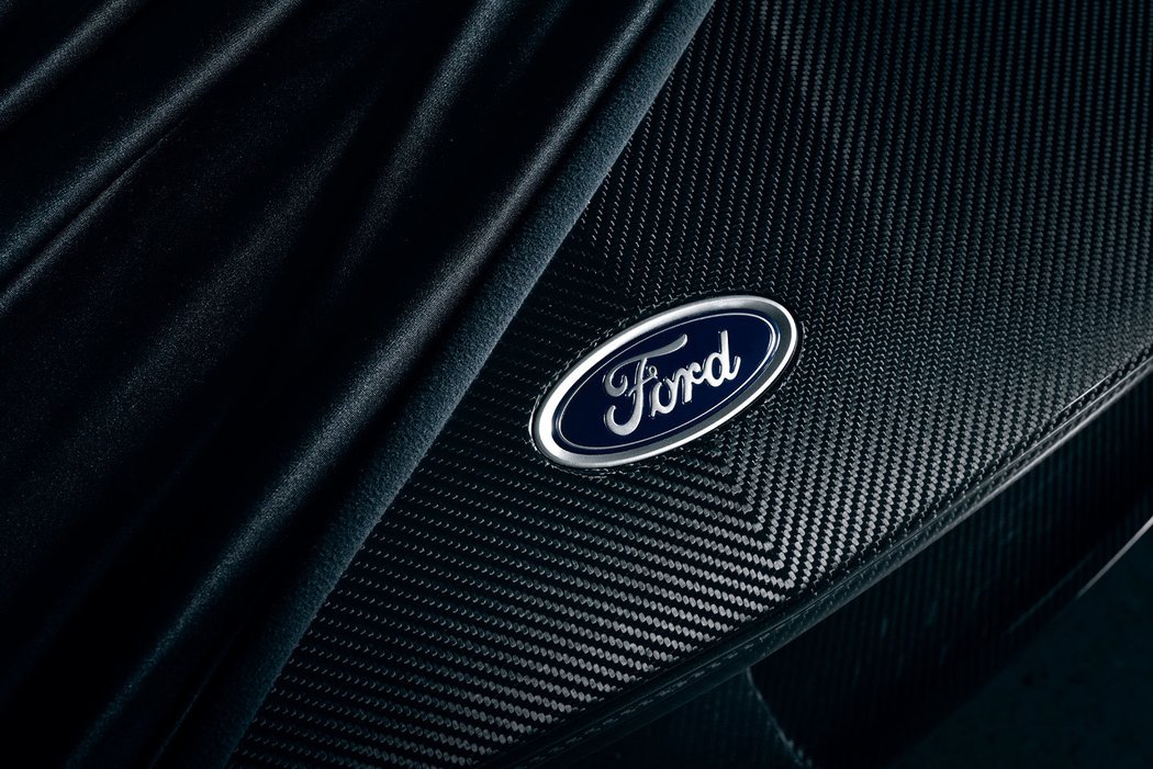 Ford GT Liquid Carbon