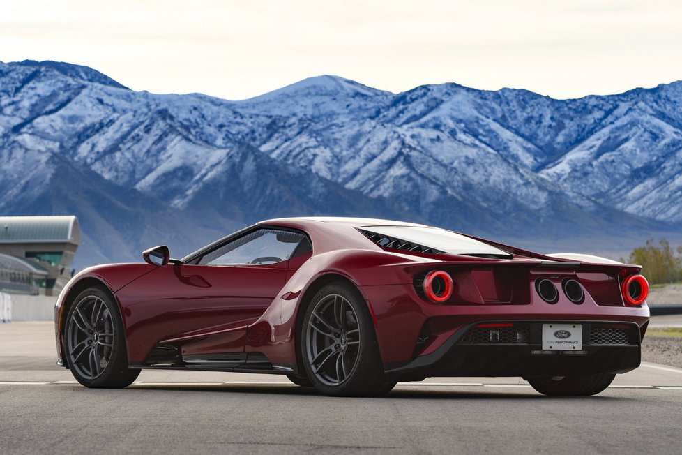 Ford GT