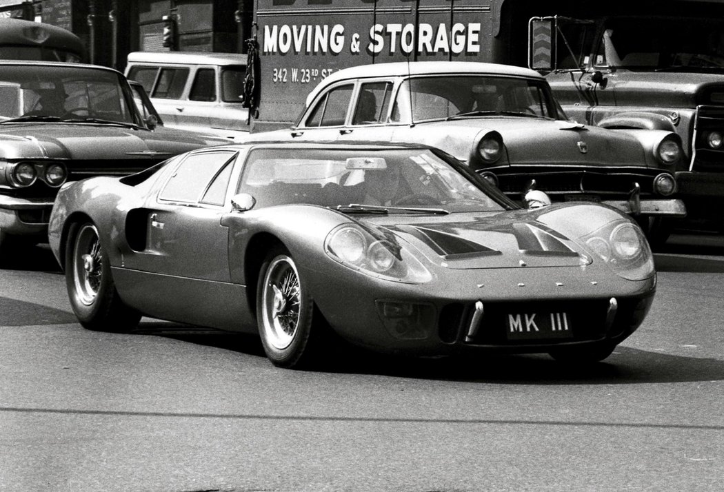 Ford GT40 Mk III