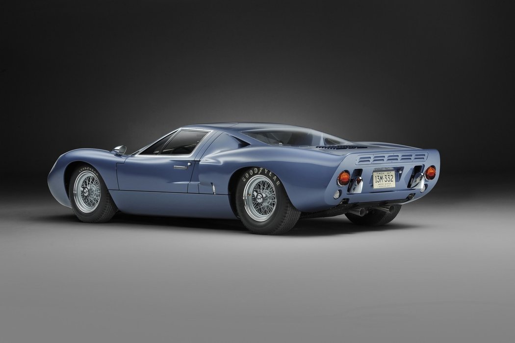 Ford GT40 Mk III