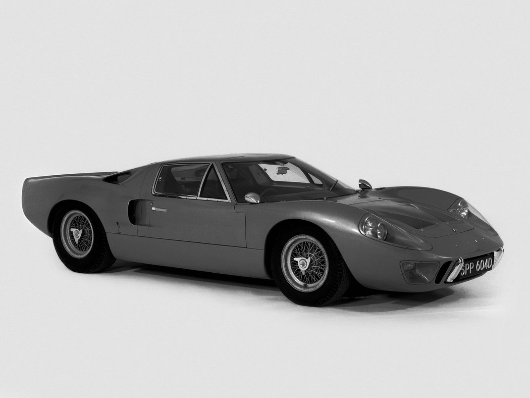 Ford GT40 Mk III