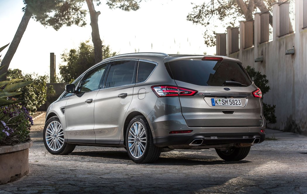 Ford S-Max