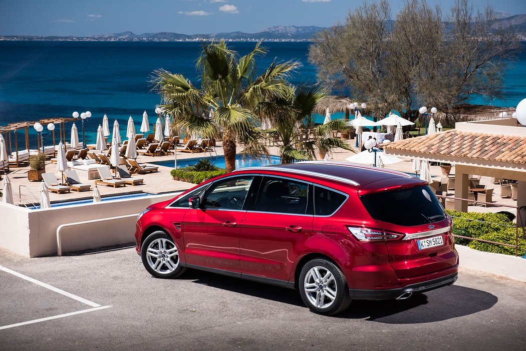 Ford S-Max