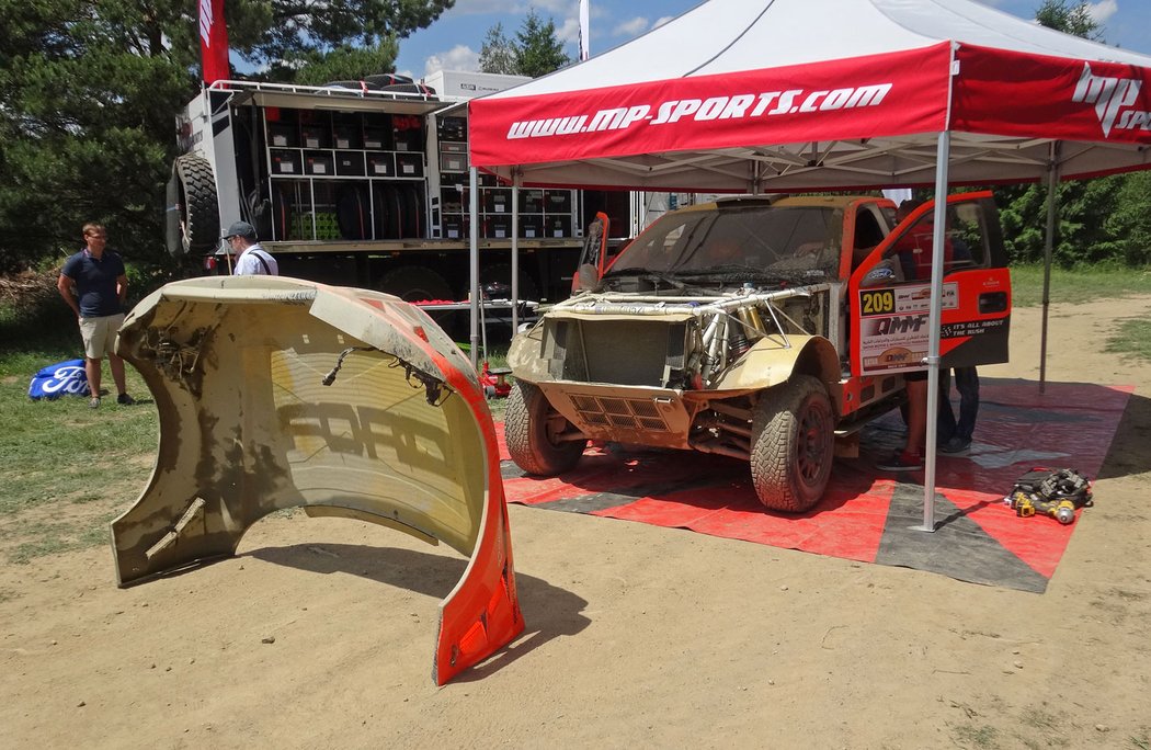 Ford F-150 Raptor pro Rallye Dakar