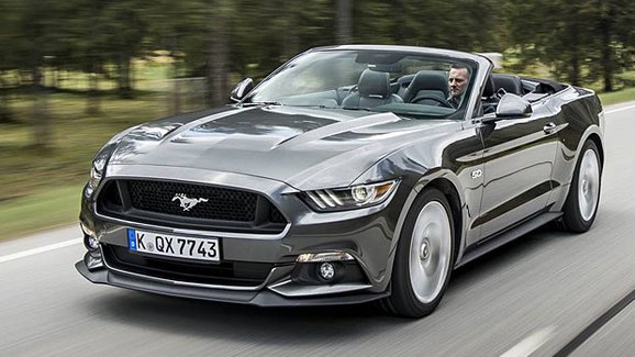 TEST Ford Mustang Convertible 2.3 EcoBoost: První jízdní dojmy z Německa