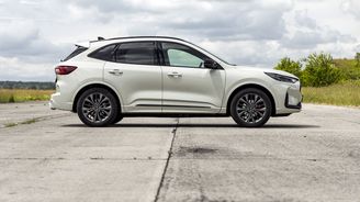 Ford Kuga 2.5 Hybrid AWD Ford Kuga 2.5 Hybrid AWD