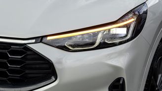 Ford nabízí i LED Matrix. Ford nabízí i LED Matrix.