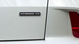 Ford Kuga 2.5 Hybrid AWD Ford Kuga 2.5 Hybrid AWD