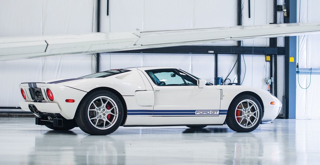 Ford GT