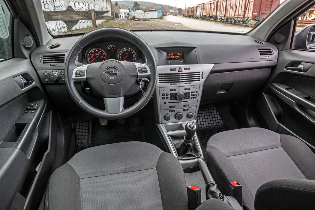 Opel Astra H