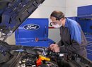 Mechanici Fordu opravují auta pomocí videohovorů
