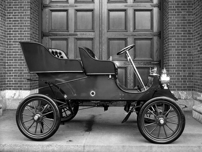 Ford Model A Tonneau (1903-1904)