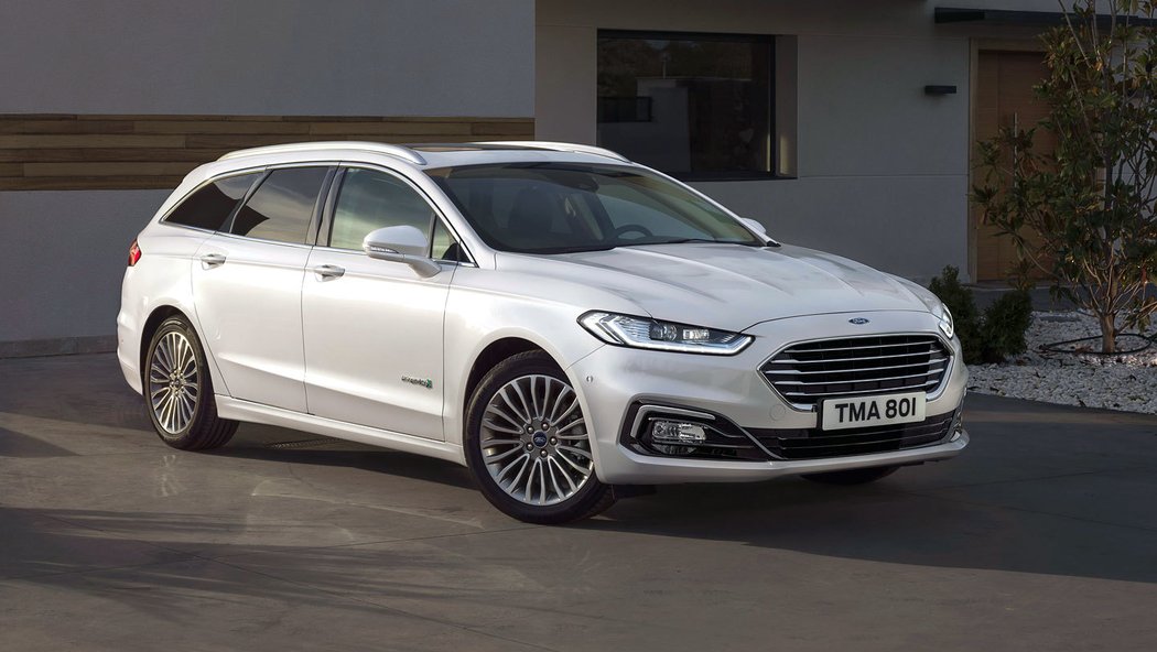 Ford Mondeo Hybrid