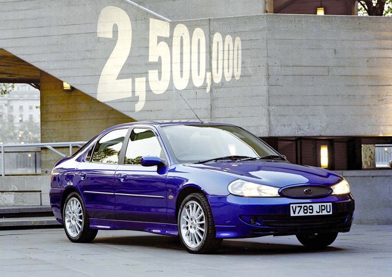 Ford Mondeo ST200