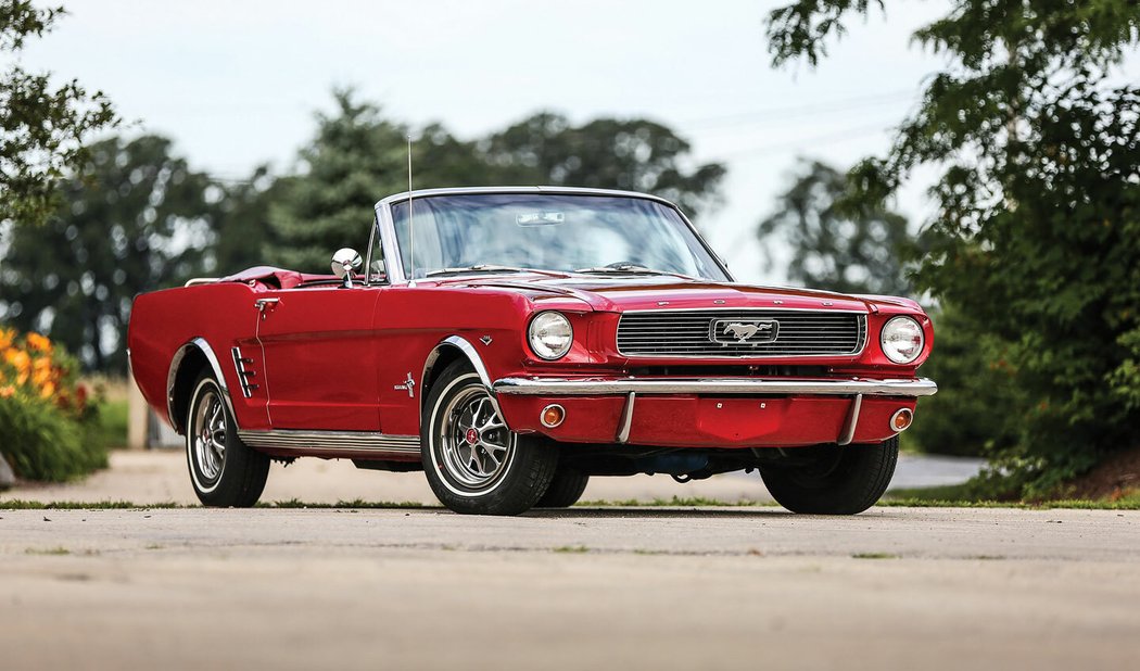 Ford Mustang A-Code 289/225 HP Convertible (1966)