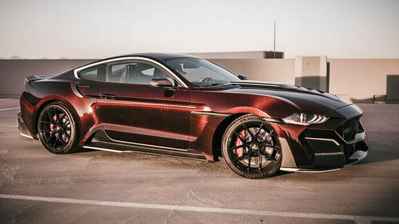 Ford Mustang prošel zvláštní úpravou. Za statisíce dá plno karbonu a výkon až 1000 koní!