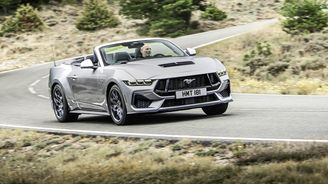 Nový Ford Mustang dorazil do Česka. Americká legenda vyjde na 1,6 milionu