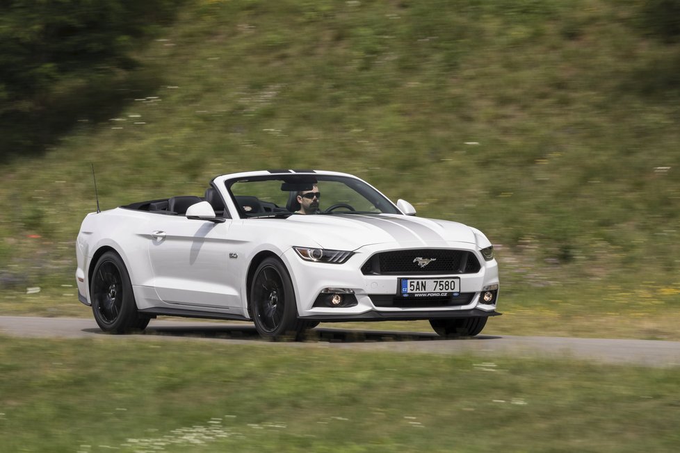 Ford Mustang Convertible 5.0 Ti-VCT V8 GT