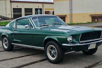 Dražba zabavených fár: Corvette zklamala, zato za Bullittův mustang vnitro získalo dva miliony!