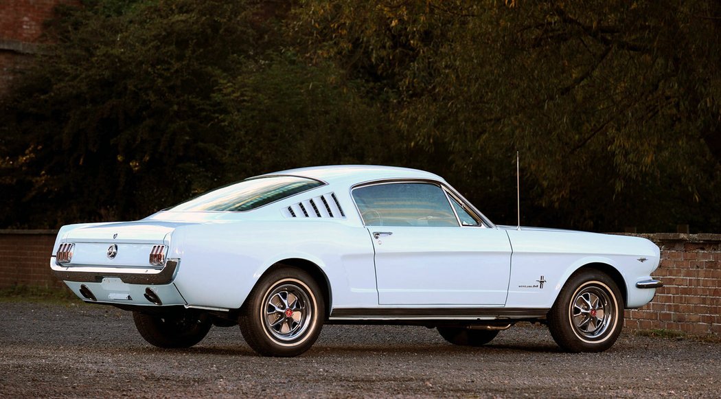 Ford Mustang Fastback (1965)