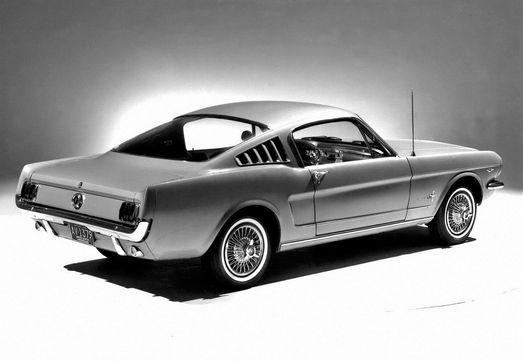 Ford Mustang Fastback (1965)
