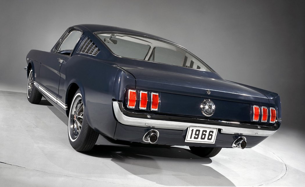 Ford Mustang GT Fastback (1966)