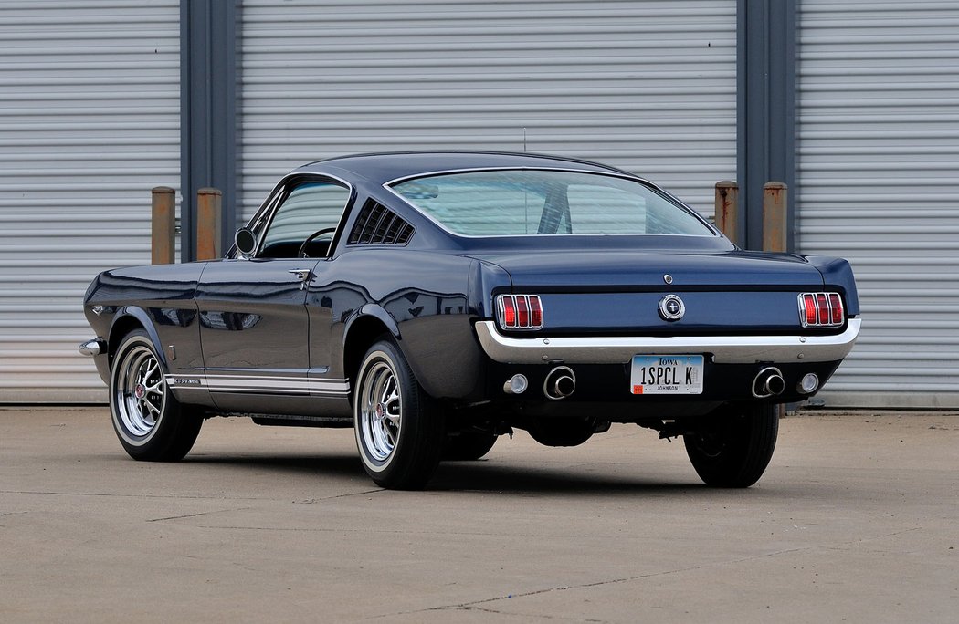 Ford Mustang GT Fastback