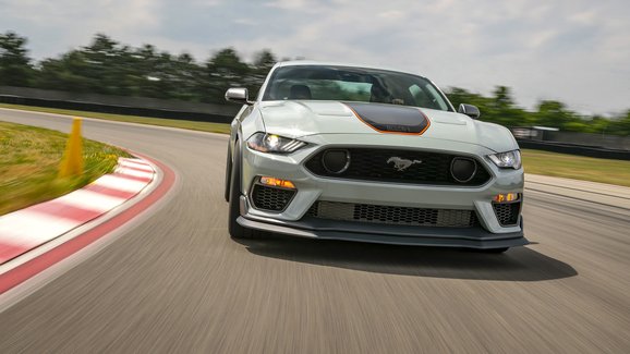 Končící Ford Mustang GT350 nahradí Mustang Mach 1. Zamíří i do Evropy?