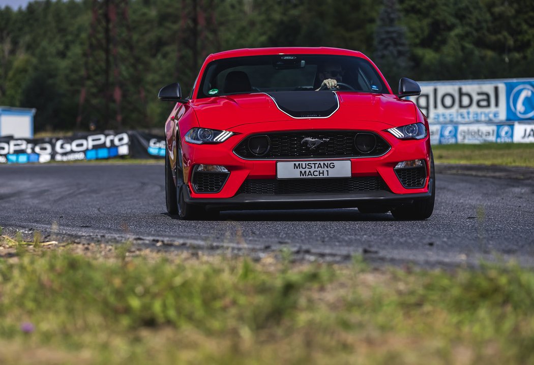 Ford Mustang Mach 1