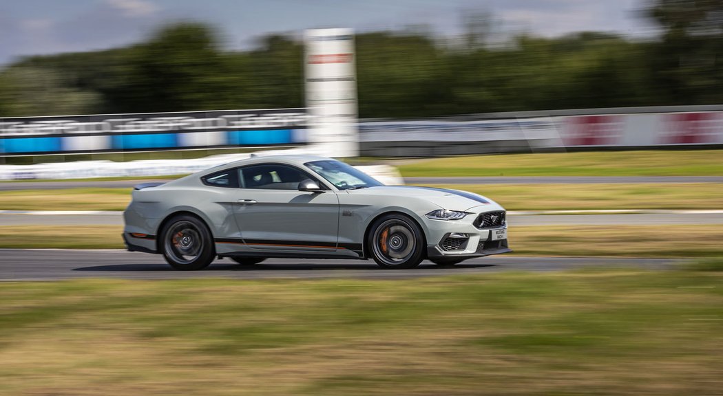 Ford Mustang Mach 1