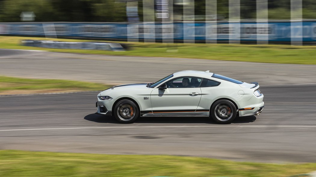 Ford Mustang Mach 1