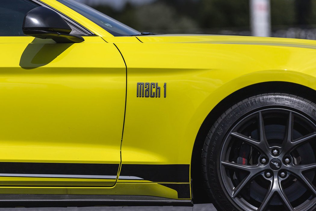 Ford Mustang Mach 1