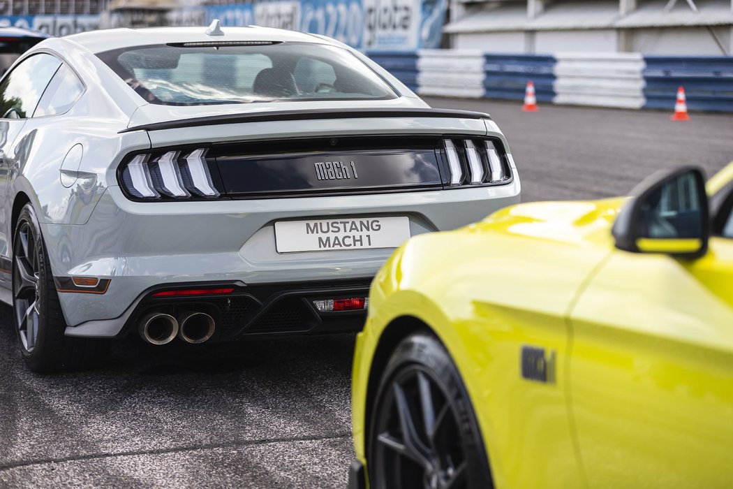 Ford Mustang Mach 1