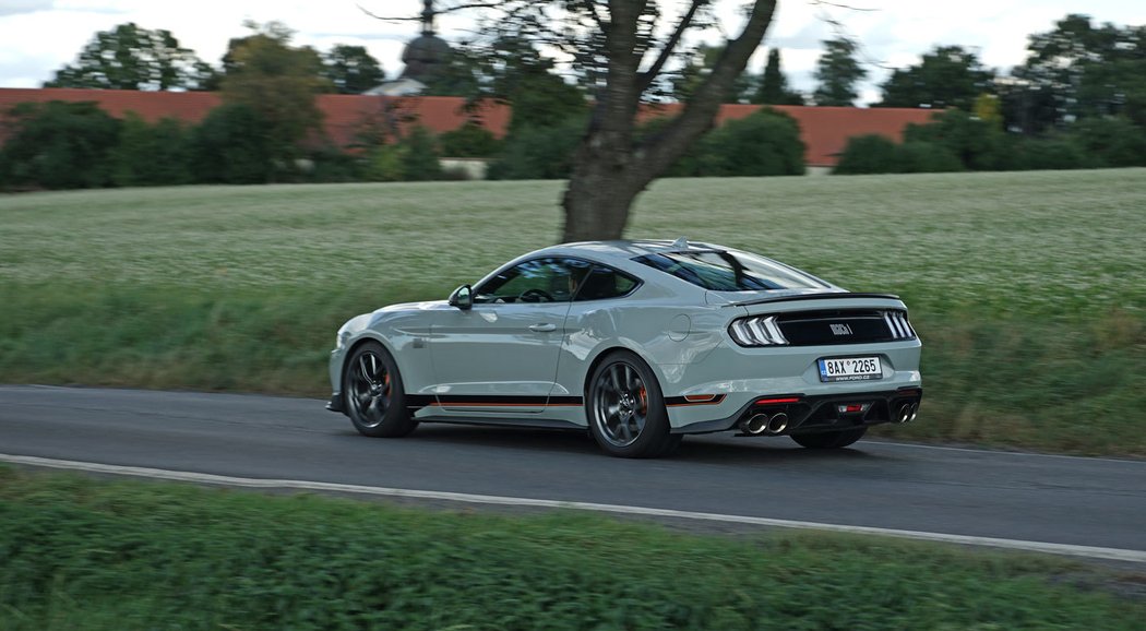 Ford Mustang Mach 1