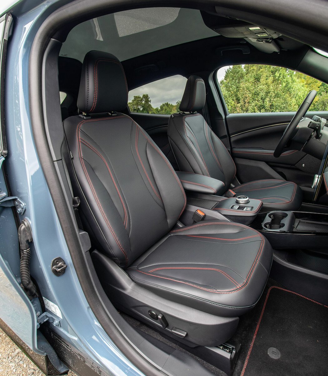 Ford Mustang Mach-E AWD 98,7 kWh Premium