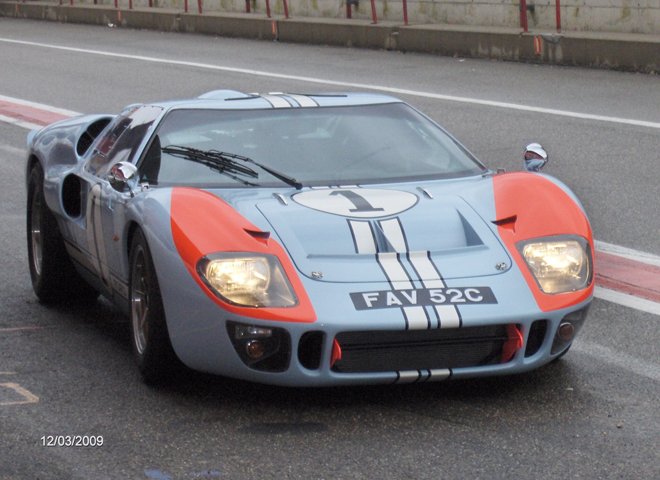 Ford GT