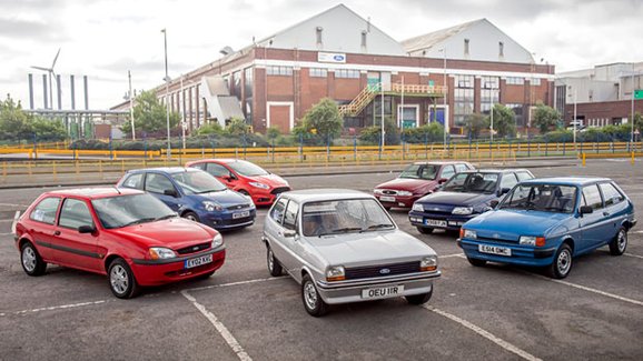 Ford Fiesta slaví 40 let. Historie malého hatchbacku ve velké fotogalerii