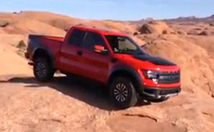 Ford F-150 SVT Raptor: Off-road akrobacie ve skalách (video)