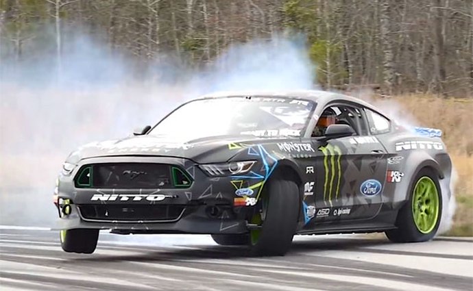 Video: Vaughn Gittin Jr. a jeho nový Ford Mustang RTR v akci