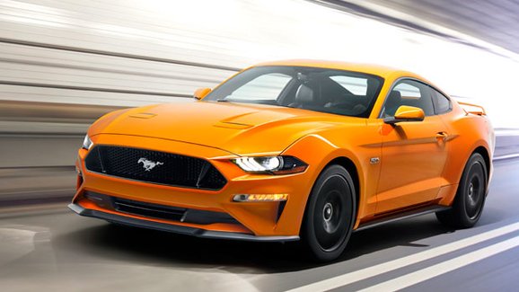 Ford oficiálně představuje omlazený Mustang (+video)