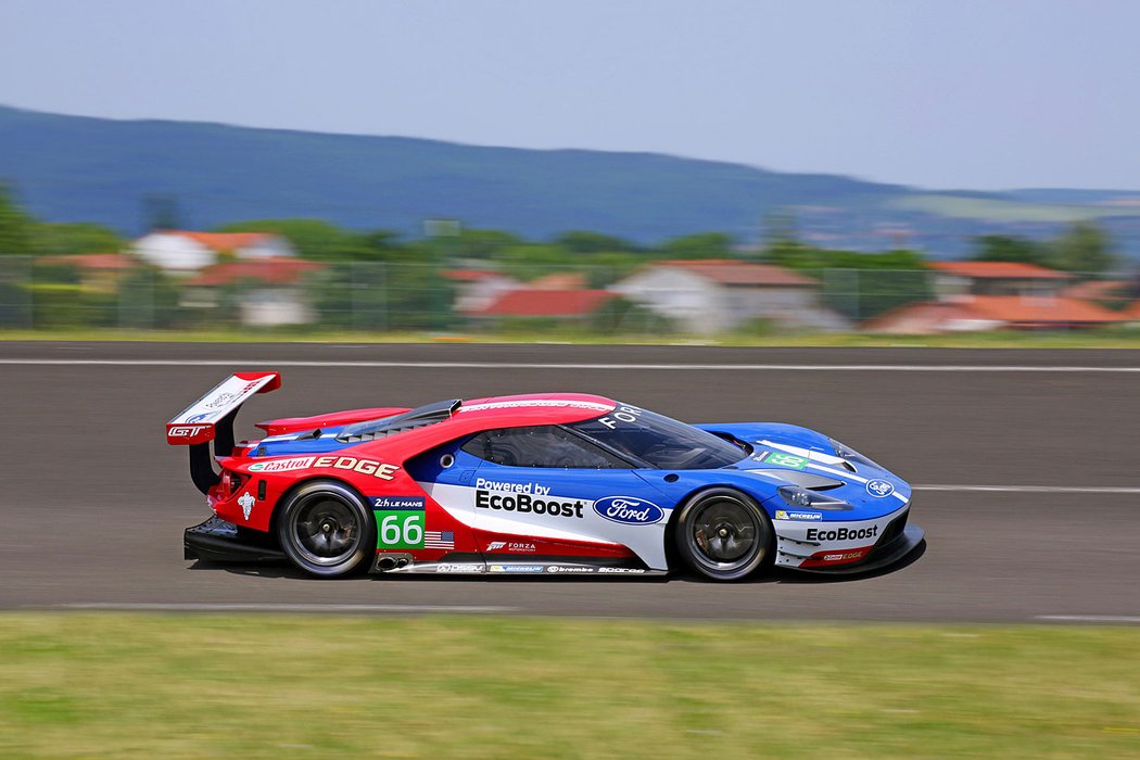 Ford GT