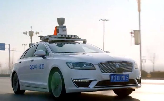 Číňané chtějí mít náskok i v autonomním řízení. A možná už mají
