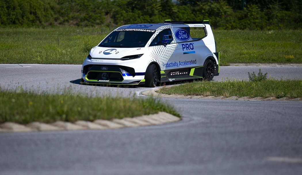 Ford Pro Electric SuperVan