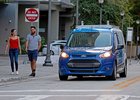 Ford Transit Connect v Miami rozváží zboží „bez řidiče“