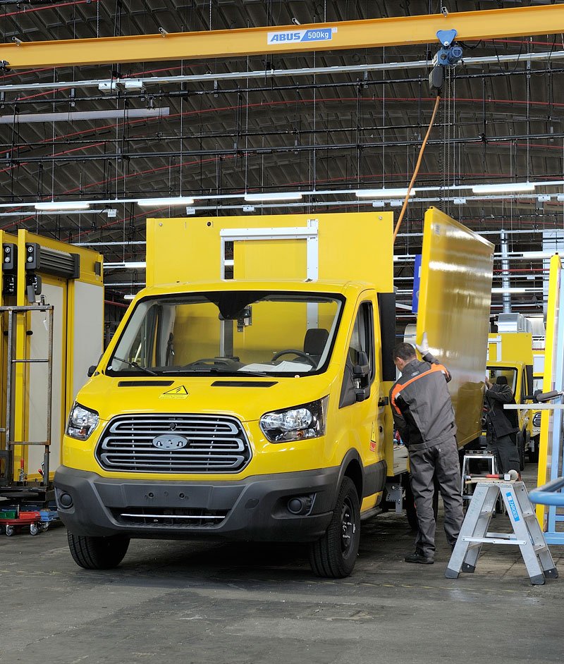 Ford Deutsche Post StreetScooter WORK XL