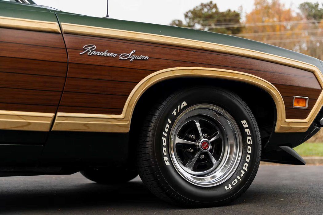Ford Ranchero Country Squire (1971)