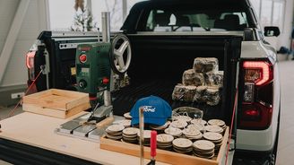 Ford Ranger Plug-in hybrid má v Česku netradiční rekord. Něco takového by nafťák nezvládl Ford Ranger Plug-in hybrid má v Česku netradiční rekord. Něco takového by nafťák nezvládl