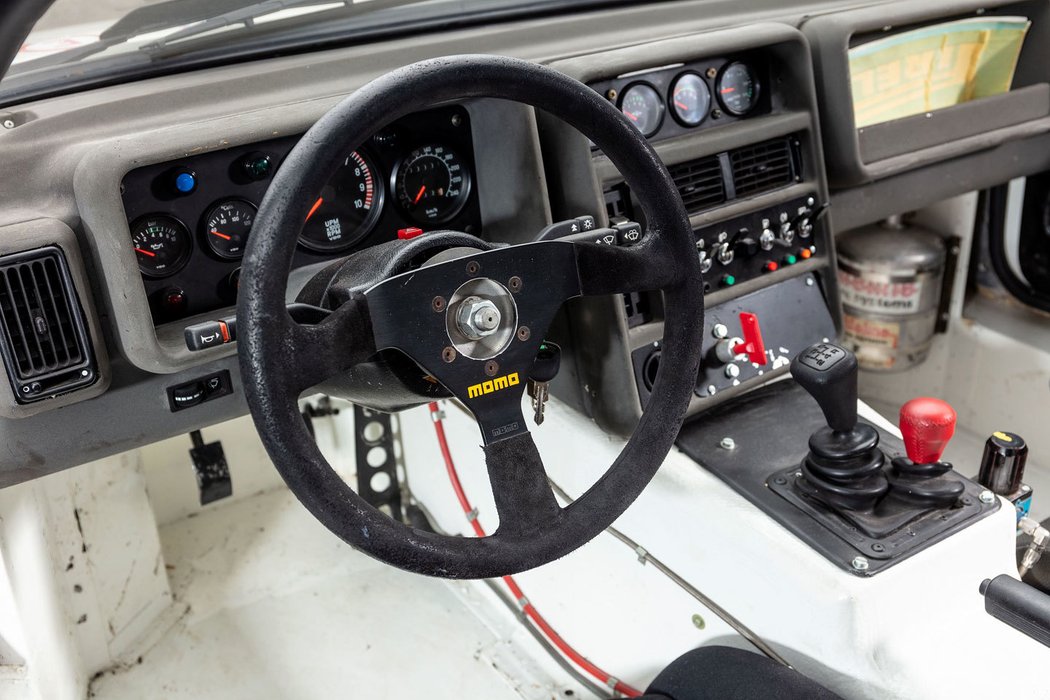 Ford RS200 usine (1986)